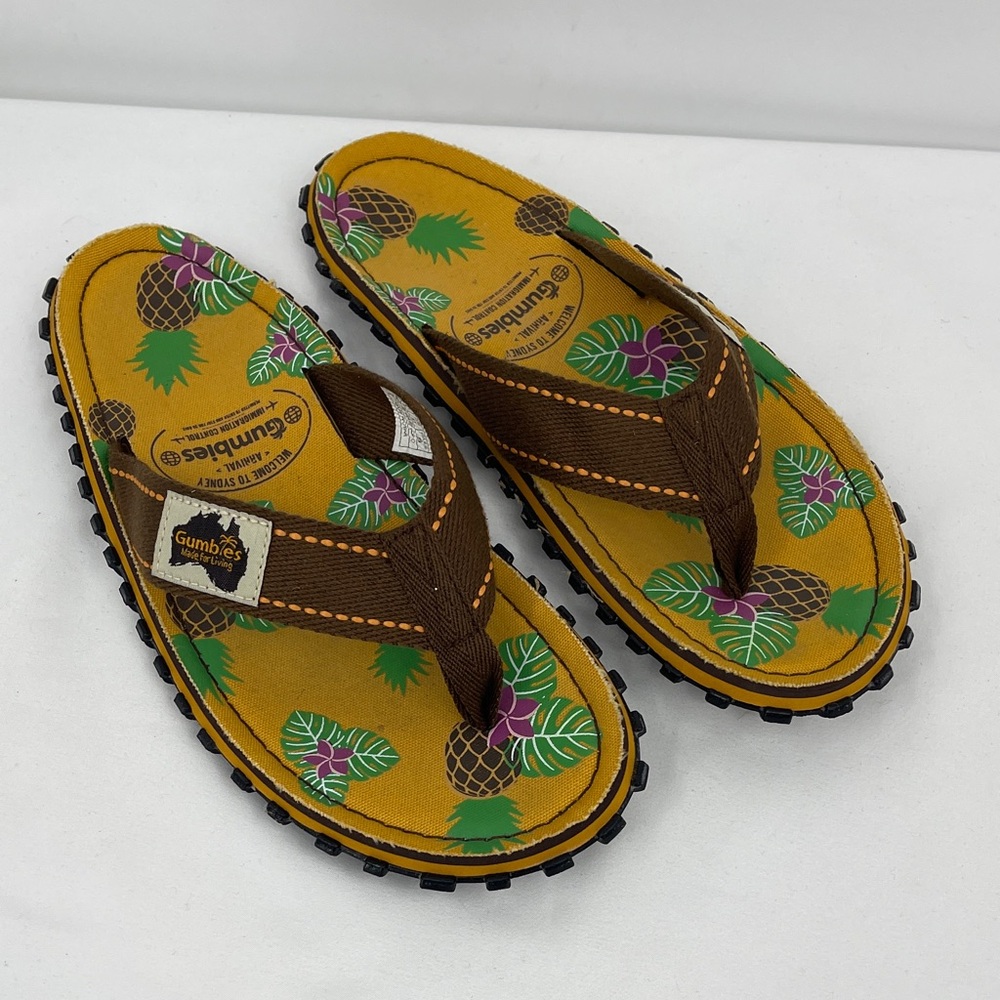 Gumbies Pineapple Print Flip Flops - Mustard & Brown MENS SIZE 8/9 LIKE NEW